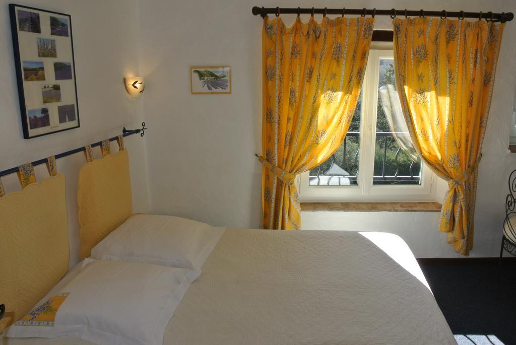 La Vieille Bastide Bed & Breakfast Flayosc Exterior photo