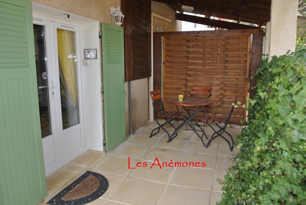 La Vieille Bastide Bed & Breakfast Flayosc Exterior photo